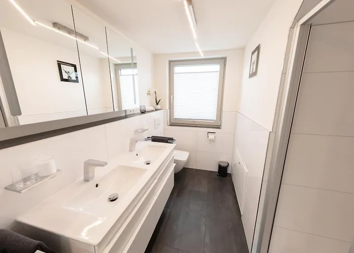 Exklusive Mit Ahrblick 1 Und Dachterrasse Apartamento